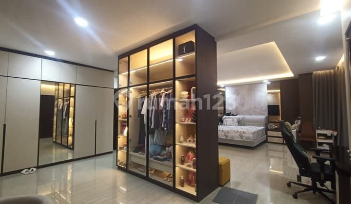 Rumah Mewah Pluit Sakti untuk Keluarga Besar