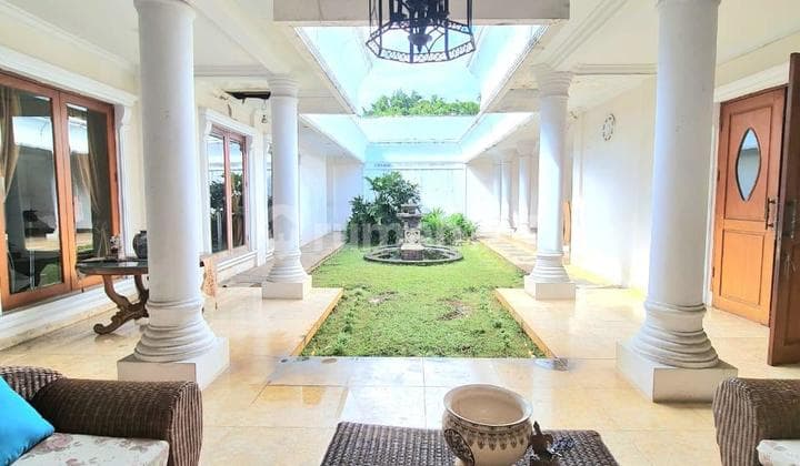 Rumah Bagus bisa untuk Komersial di Bintaro ,Jakarta Selatan (Hitung Tanah)