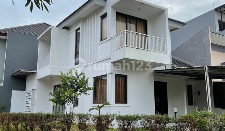 Rumah Hoek Disewakan Di The Icon Cluster Cosmo Bsd, Tangerang Selatan
