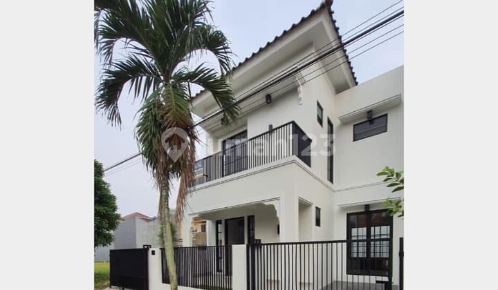 Rumah Asri Ada Taman di Anggrek Loka BSD, Tangerang Selatan