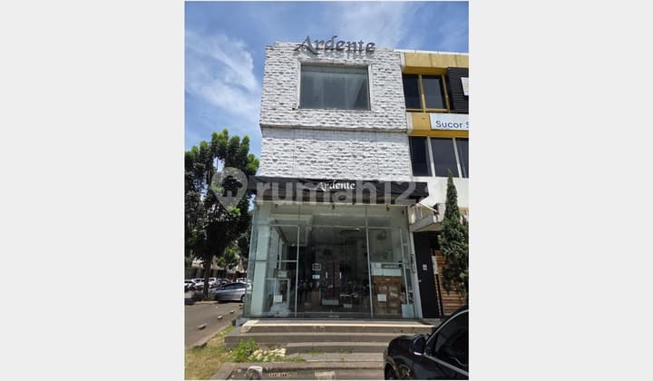 3-Story Shop House (Toilet on Each Floor) on a Busy Street in Alam Sutera, South Tangerang