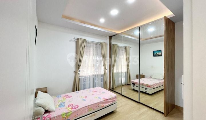 Rumah Cantik Furnished The Icon, Cluster Cosmo BSD, Tangerang Selatan