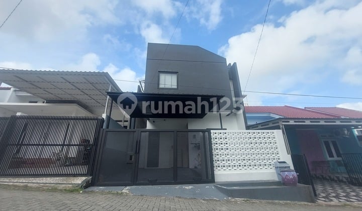 Dijual Rumah Cantik 2 Lantai Di Bdi Balikpapan SHM