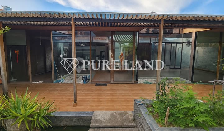 3BR Japanese Designer’s Villa in Renon