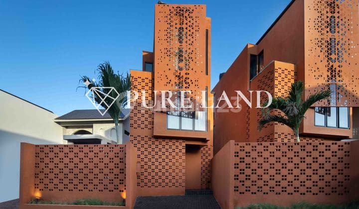 2BR Earth Villa in Central Canggu