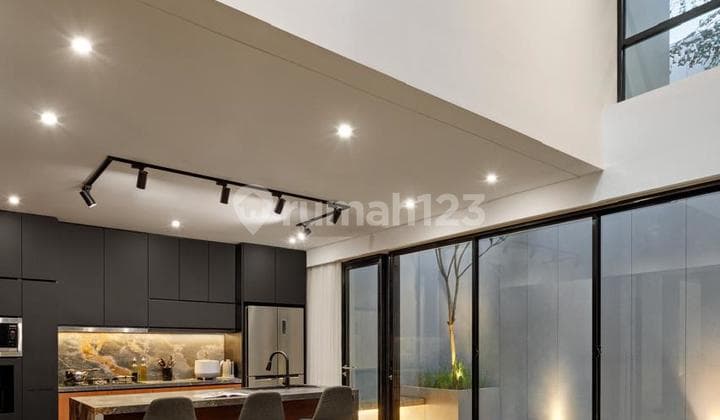 *Rumah Suvarna Sutera Jati Bayu Bangunan Mandiri Furnish Cantik*