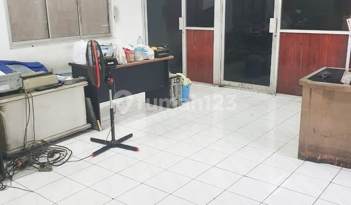 *Gudang Perancis Dadap Benda Tangerang*