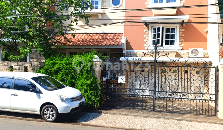 Rumah Mewah Cantik Strategis Parkir Luas di Citra Garden 3, Jakarta Barat