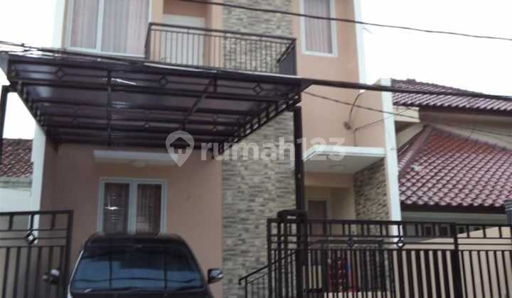 Dijual Rumah Kost2an 8KT Full Furnished Lokasi Strategis di Sektor 8B Serpong Tangerang