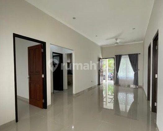 Rumah Nyaman Luas 120 m2 Siap Huni Di Lokasi Strategis Plumeria Residence Graha Bintaro