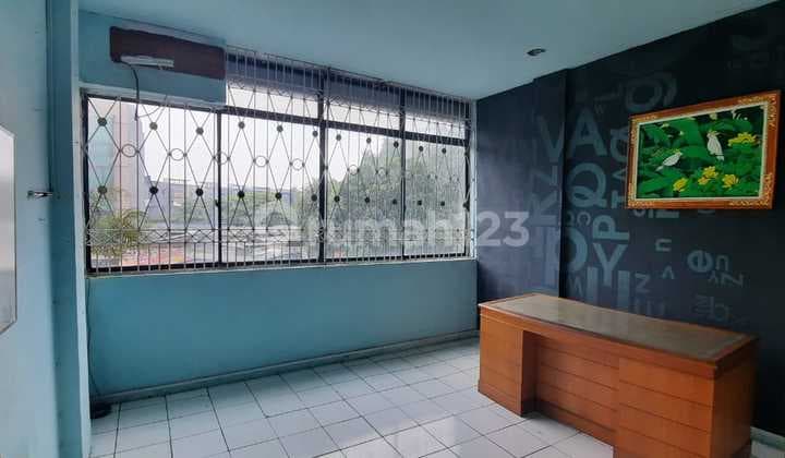 Ruko Kantor 3½ Lantai Lokasi Strategis di Saharjo, Setiabudi - Jakarta Selatan