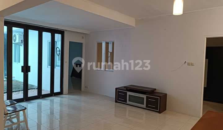 Beautiful House with a Strategic Location in Lebak Bulus - South Jakarta