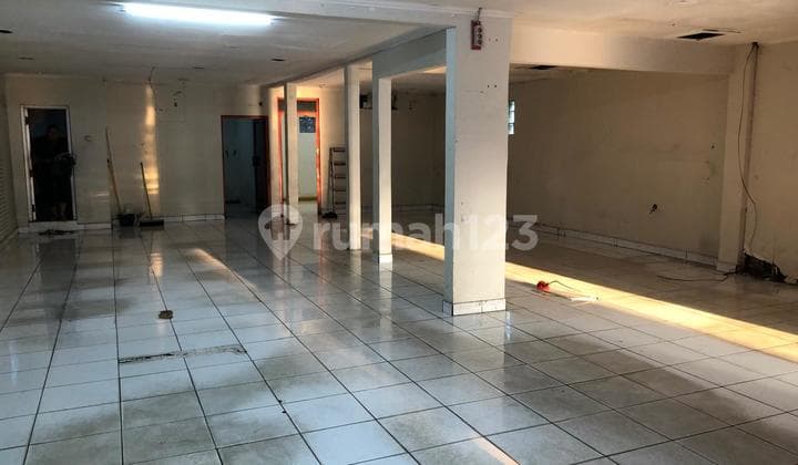 Lahan Usaha Cocok untuk Investasi Lokasi Strategis di Pinggir Jalan Besar Ragunan - Jakarta Selatan