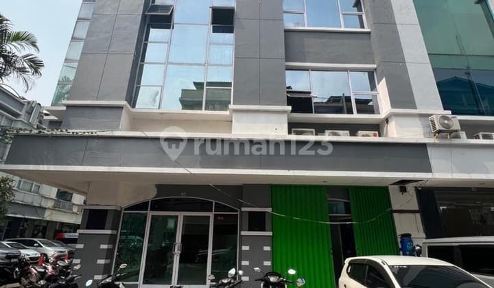 Ruko Gandeng 2 Siap Huni Letak Strategis di Komplek Ruko Itc Fatmawati, Jakarta Selatan