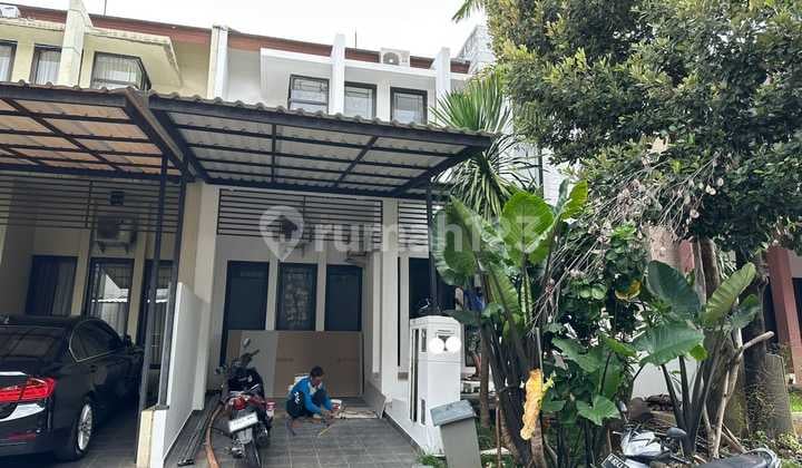 For Sale Comfortable House In Emerald Terrace Bintaro
