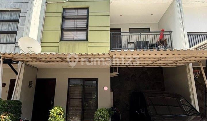 Dijual Rumah Lokasi Strategis Nempel Bintaro Jaya