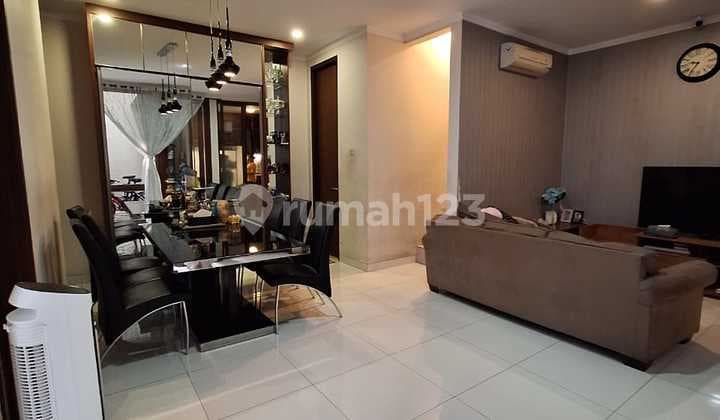 For sale ready-to-occupy house in Discovery Lumina Bintaro.