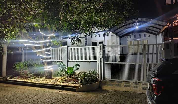 Dijual Rumah Rapi Siap Huni di Jombang Bintaro