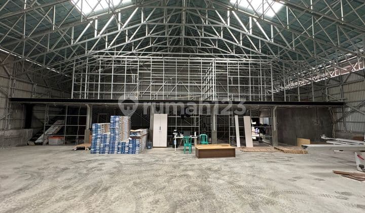 Dijual Gudang Lokasi Strategis Cocok Dibangun untuk Perumahan