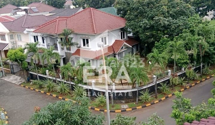 Dijual Rumah 2 Lantai di Puspita Loka BSD