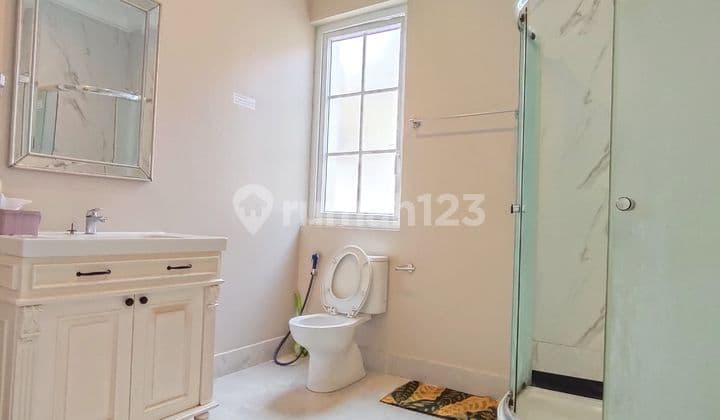 Rumah Mewah Classik View Gunung Full Furnished di Sentul City, Bogor