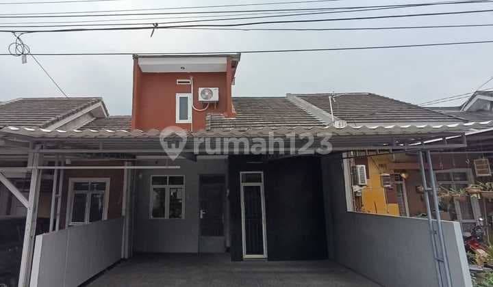 Rumah Modern Siap Huni di Jantung Karawaci - Lokasi Strategis & Nyaman untuk Keluarga!