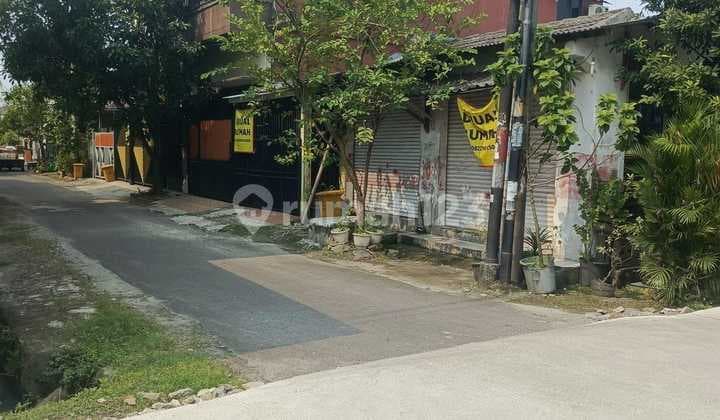 Kesempatan Emas! Rumah 2 Lantai di Graha Catania Citra Raya Ideal untuk Keluarga