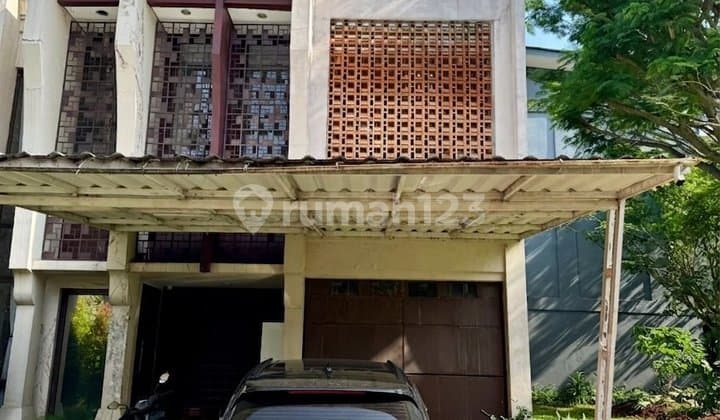 Di Jual Cepat Rumah BSD Serpong Dekat Pusat Perbelanjaan.kt 4+1