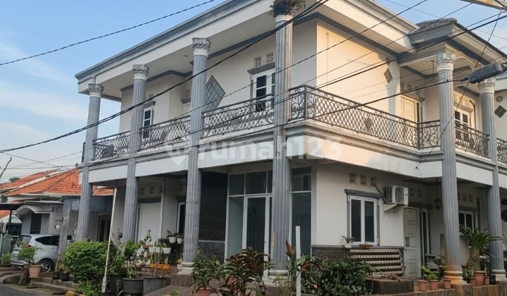 Di Jual Cepat Rumah Cocok untuk Onvestasi KT 8+1 Serpong