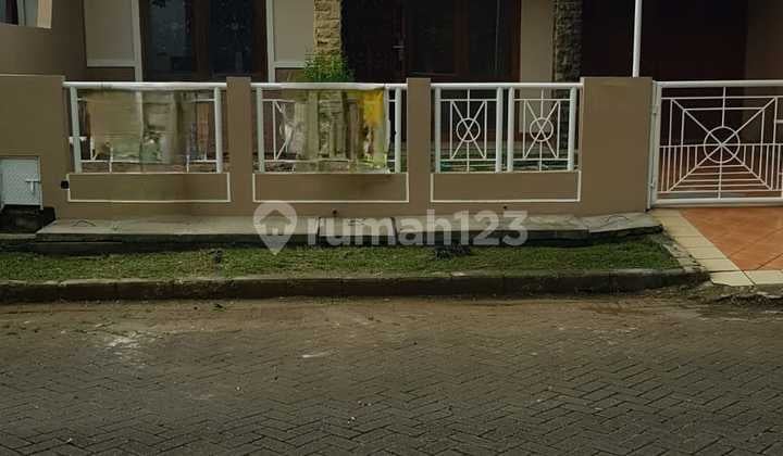 Di Jual Cepat Rumah Siap Huni Dekat Tol dan Pusat Perbelanjaan di Melati Mas