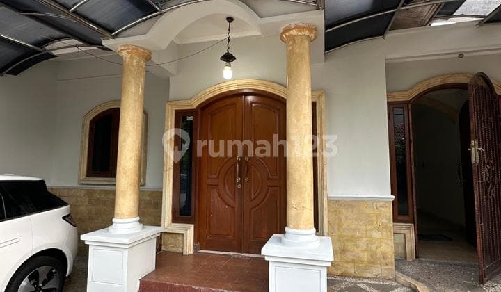 DIJUAL CEPAT! Rumah Bagus Unfurnished SHM Graha Raya Bintaro, Tangerang Selatan