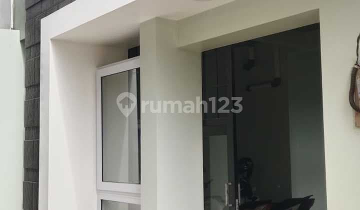 Dijual Kost Fullfurnish Baru Termurah di Area Strategis Dekat Universitas Jagakarsa Jakarta Selatan