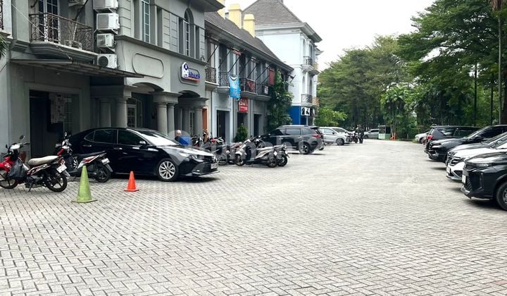 Disewakan Ruko Termurah Hadap Jalan Parkiran Luas di Area Puri Botanical Joglo Mahrk087