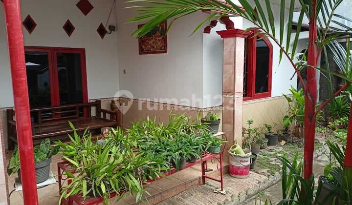 Sell House Graha Taman Kebayoran Semi Furnished Negotiable