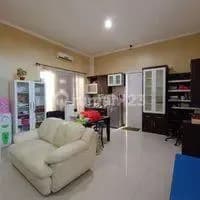 Langka Rumah Minimalis Hitung Tanah Pakuwon City 5man Saja