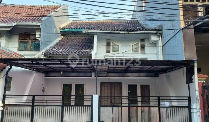 Sewa Rumah Luas 7m X 15m di Kelapa Gading Jakarta Utara E F
