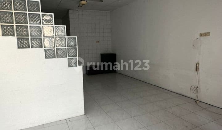 Jual Rumah Bagus Siap Huni di Tomang Jakarta Barat R R