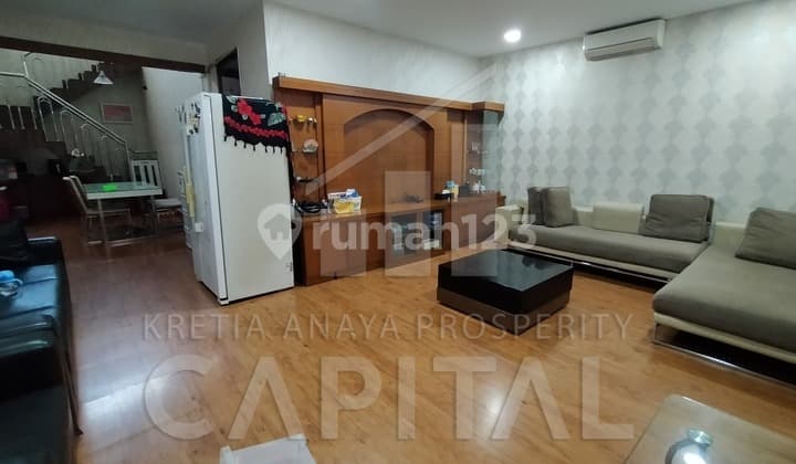 Comfortable & Well-Maintained Home in Taman Sakura Soekarno Hatta Very Close Access to Pasirkoja Toll Road.