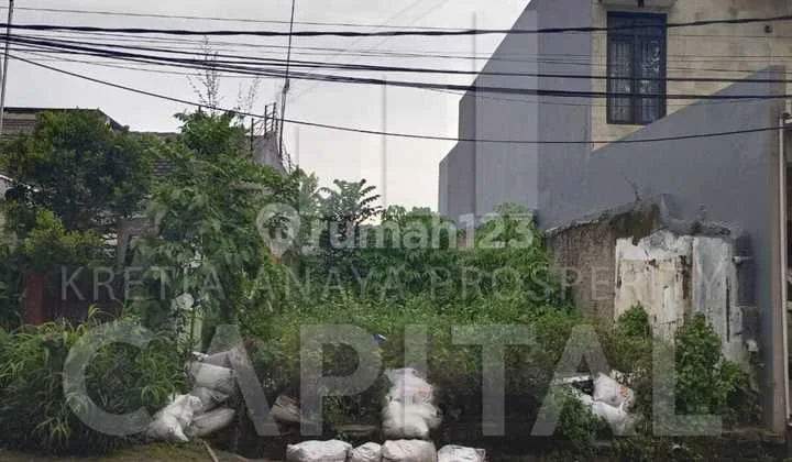 Strategic land for sale and rent on the main road near Cimahi square, suitable for all types of businesses and residential homes. Strategic land for sale and rent on the main road near Cimahi square, suitable for all types of businesses and residential homes.