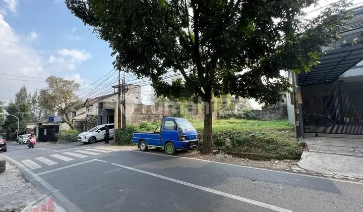 Cheap Plot of Land Main Road Cigadung Ready to Build Cool Location Cigadung Raya Barat Suitable for Residences, Offices, or Business.