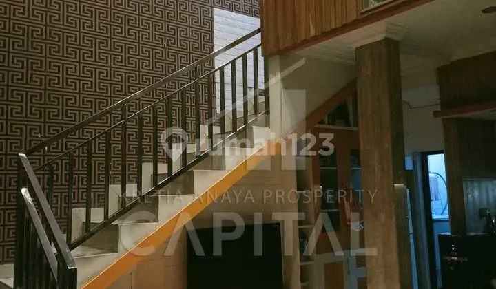 Well-Maintained Residence in Taman Cibaduyut Bandung