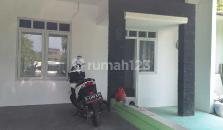 Dijual Rumah Siap Huni (posisi Di Hook) Di Bekasi Timur Regensi 3