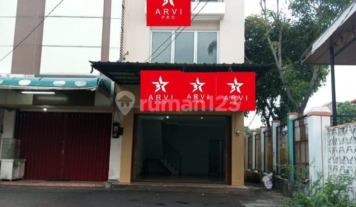 Dijual Ruko 2 ½ Lantai Di Boulevard Hijau Harapan Indah