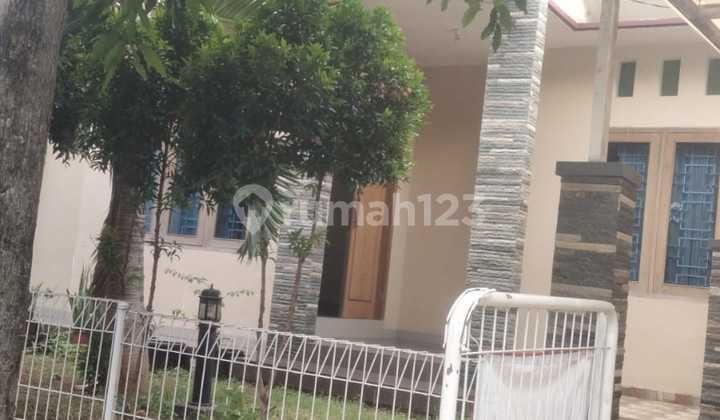 Disewakan Rumah Bagus Semi Furnish Di Kemang Pratama Bekasi