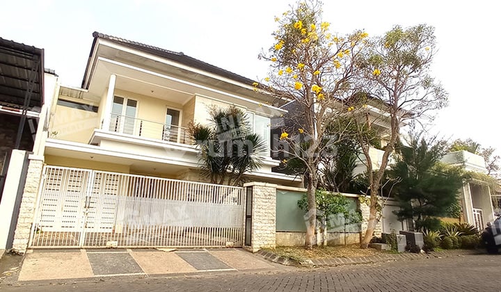 Rumah Siap Huni Kondisi Sangat Terawat Ada 4 Kamar Lokasi Daerah Arjosari di Perum Graha Kencana Selatan, Kec. Blimbing, Malang