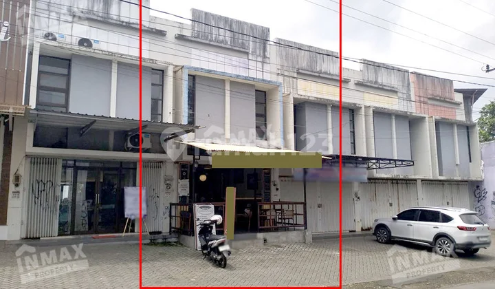 Affordable 2-Story Shop House with Free Canopy, Strategic Location in Tidar Area, Close to Many Housing Estates on Jl. Raya Candi, Kec. Sukun, Malang