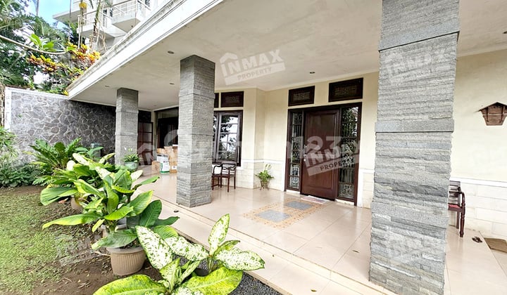 Rumah Kontrakan Luas Bagus Mewah Sangat Terawat Plus Furnished 3 Kamar Daerah Gunung-Gunung di Jl. Merbabu, Klojen, Malang