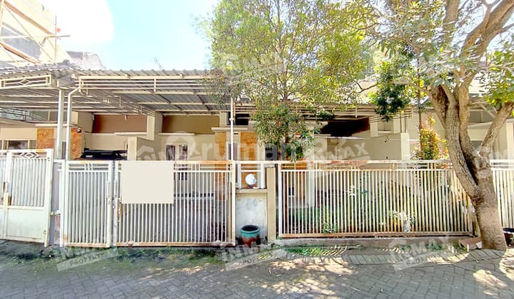 Rumah Bagus 2 Kamar Sudah SHM Dijual Murah Daerah Joyo Grand Dekat SDN Landungsari 2 di Perum Tirtosari, Dau, Kab. Malang