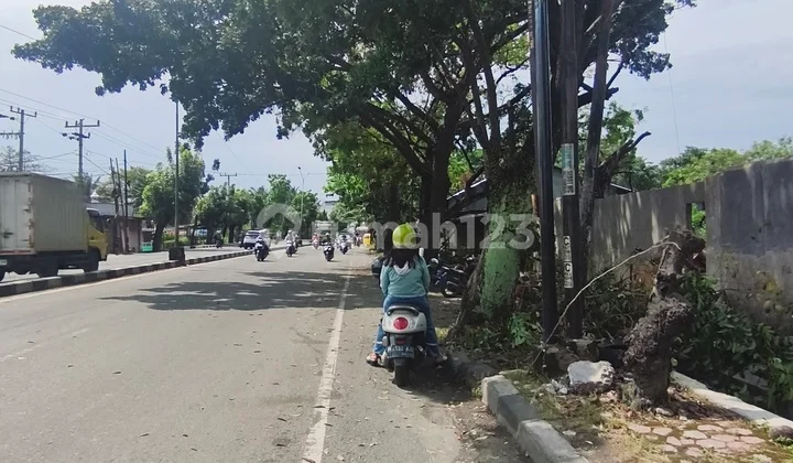 Land on Jl Yos Sudarso, Area 5040, SHM