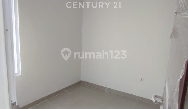 Rumah Tinggal Dalam Cluster Di Perumahan Cut Mutia Kirana Bekasi